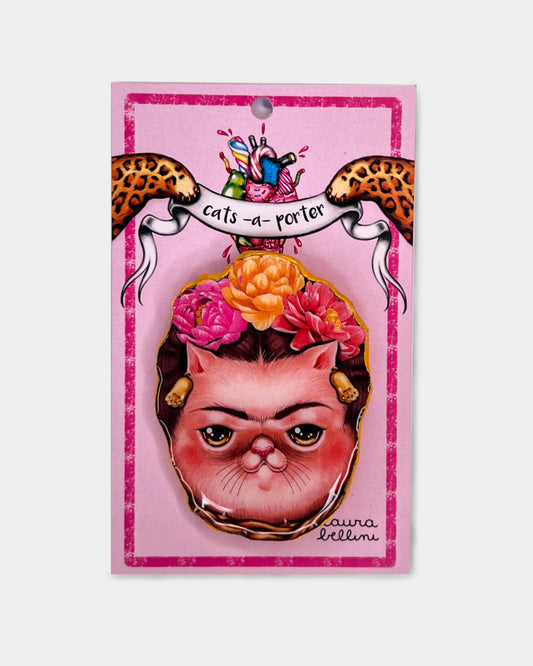 gatta Frida Kahlo con fiori sulla testa